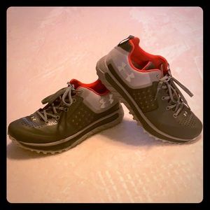 Under Armour tennis shoes